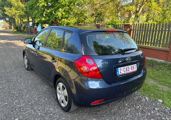 Kia Ceed cena 17900 przebieg: 161000, rok produkcji 2008 z Wojnicz małe 172